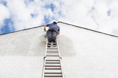 Peinture extérieure à Voyer — façades et ravalement